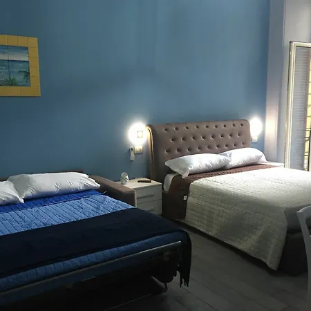 La Perla Del Golfo לינה וארוחת בוקר