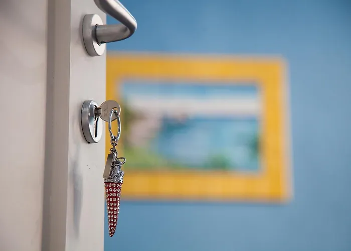 La Perla Del Golfo Nocleg ze śniadaniem